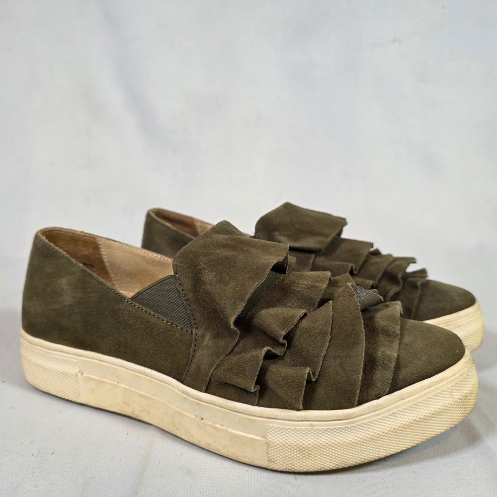 ANTHROPOLOGIE Seychelles Quake Olive Green‎ Suede Ruffle Sneakers Womens 6